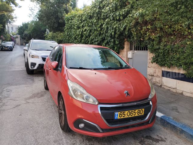 פיג'ו 208