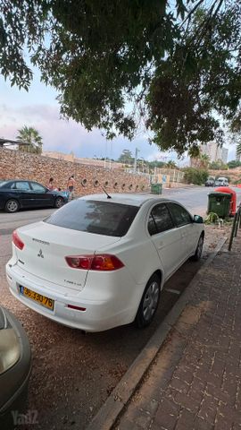 מיצובישי לנסר