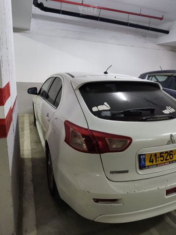 מודעת רכב מיצובישי לנסר
