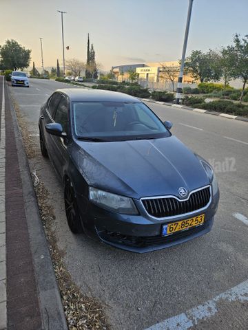 סקודה אוקטביה