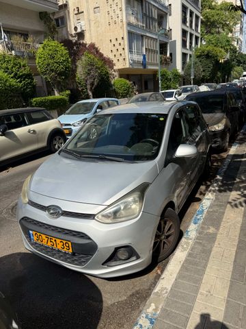 יונדאי i10