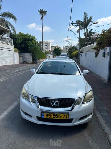 מודעת רכב לקסוס GS
