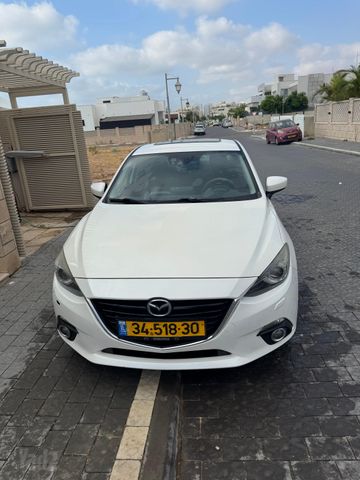 מאזדה 3