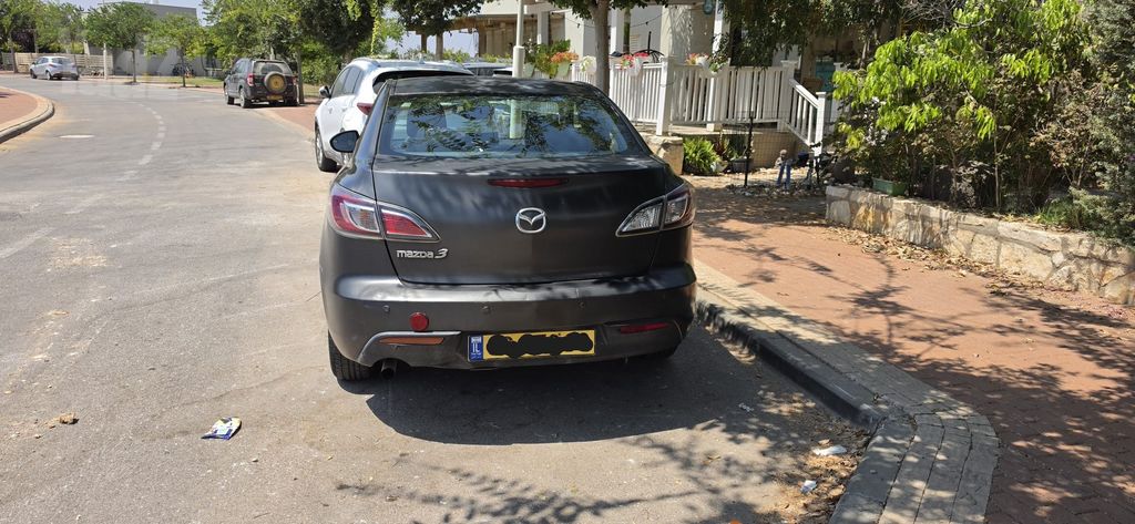 מאזדה 3