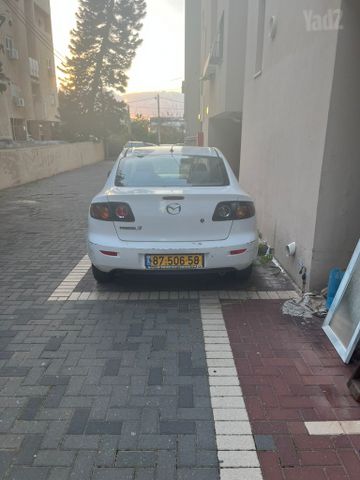 מאזדה 3