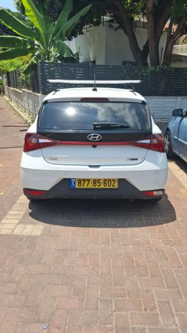 יונדאי i20