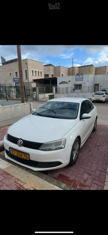 מודעת רכב פולקסווגן ג'טה 