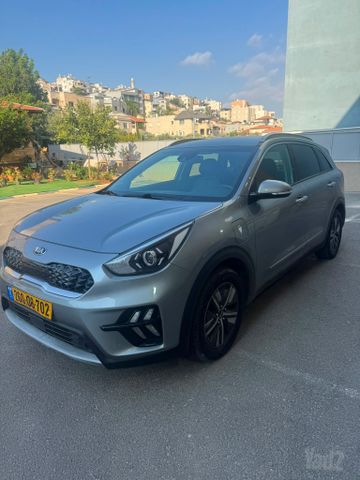 קיה נירו