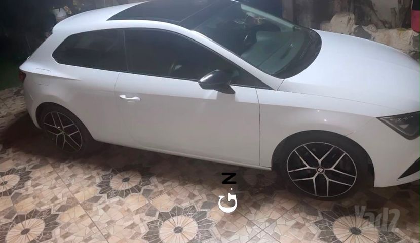 סיאט לאון