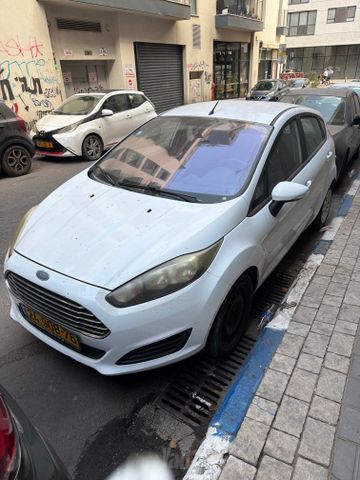 מודעת רכב פורד פיאסטה