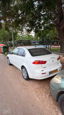 מודעת רכב מיצובישי לנסר