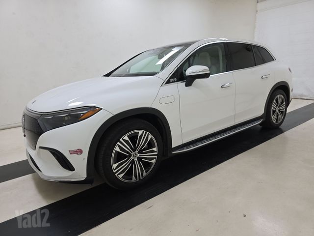 מרצדס-בנץ EQS SUV