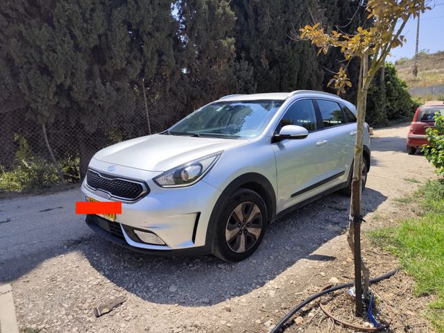 קיה נירו