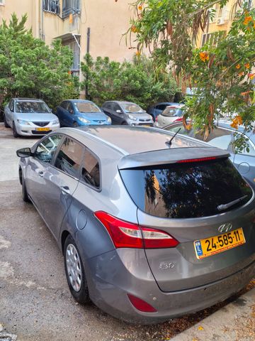 יונדאי i30
