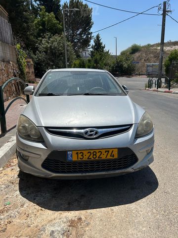 יונדאי i30