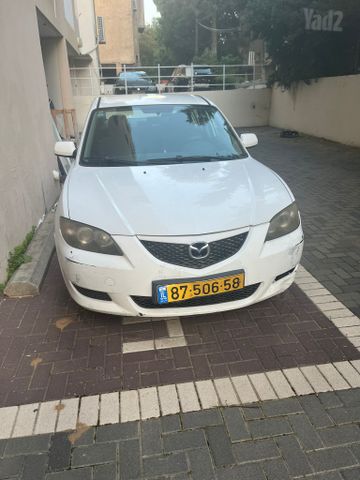 מודעת רכב מאזדה 3