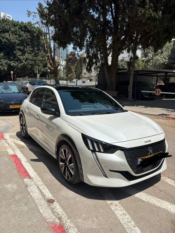 פיג'ו 208