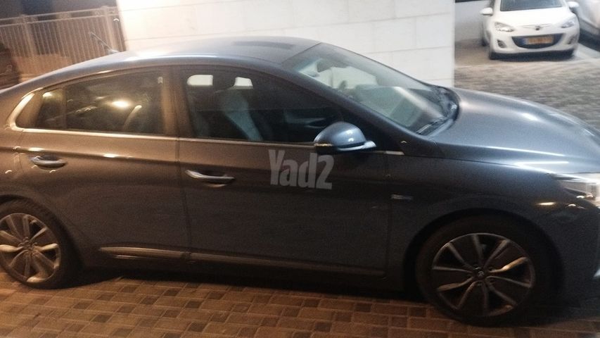 יונדאי איוניק