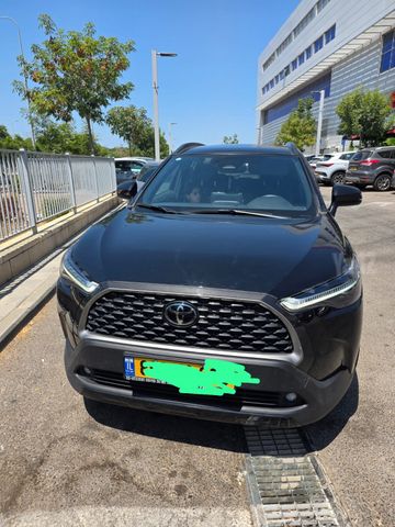 טויוטה קורולה קרוס