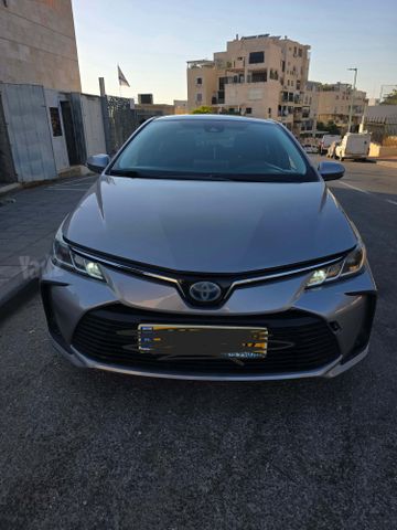 מודעת רכב טויוטה קורולה