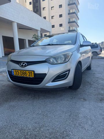 יונדאי i20