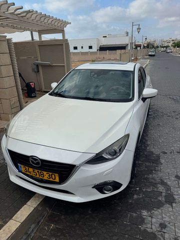 מאזדה 3