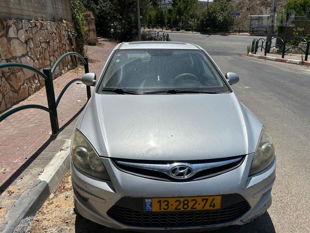 יונדאי i30