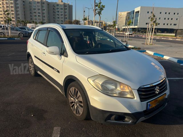 סוזוקי קרוסאובר