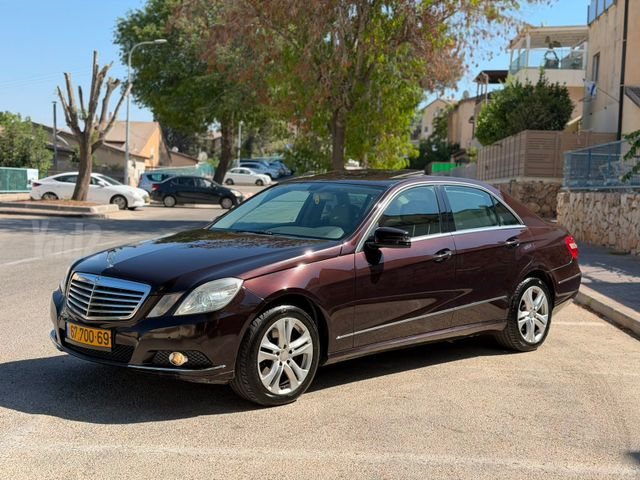E-class Luxury E 350 אוט׳ בנזין 3.5 (272 כ״ס) [2009-2012]