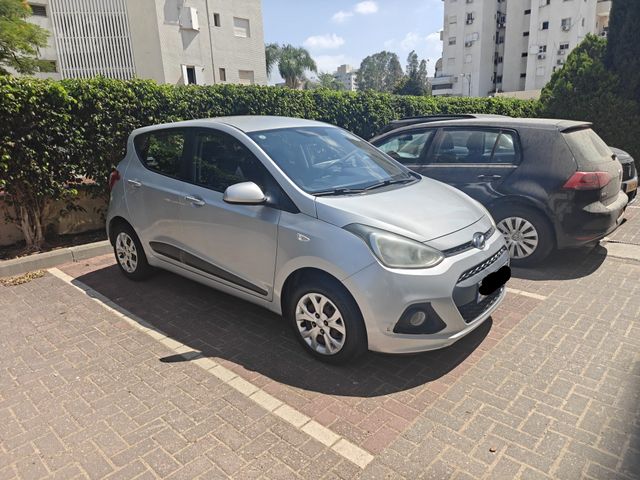 יונדאי i10