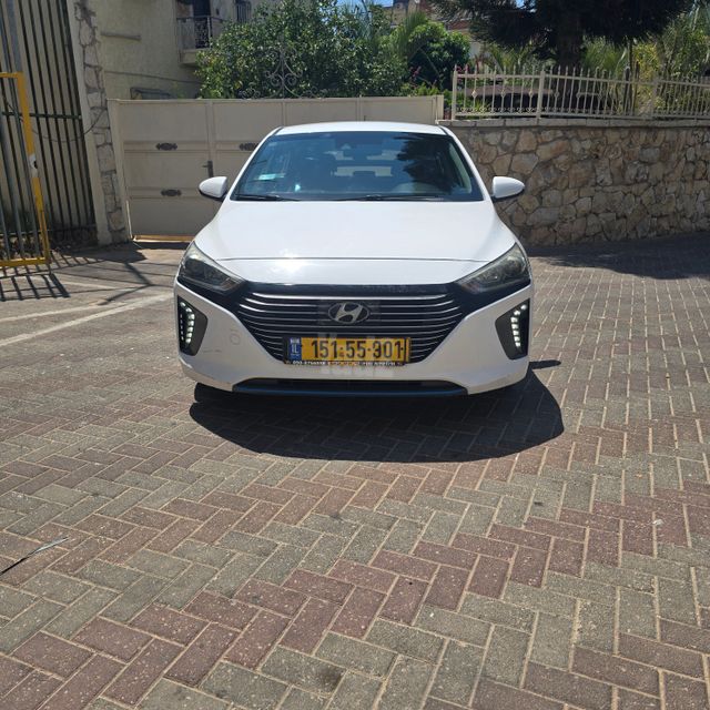 יונדאי איוניק