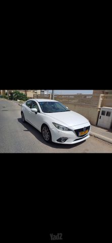 מאזדה 3