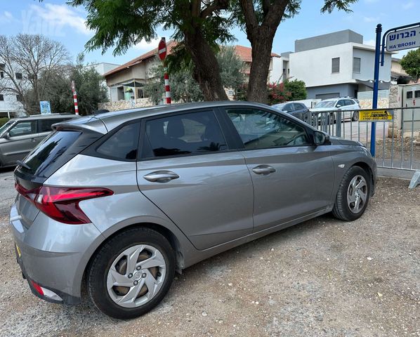 יונדאי i20