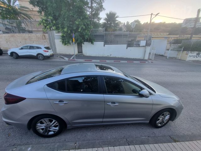 יונדאי אלנטרה