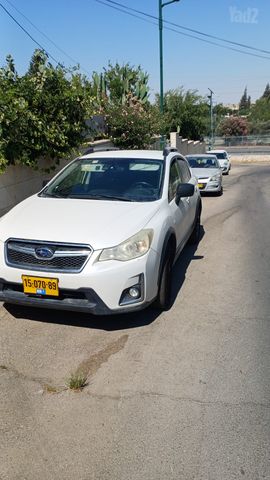 מודעת רכב סובארו XV