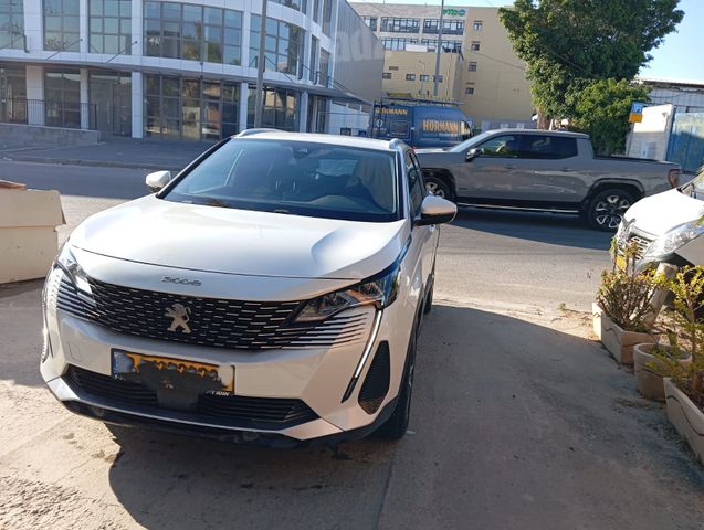 מודעת רכב פיג'ו 3008