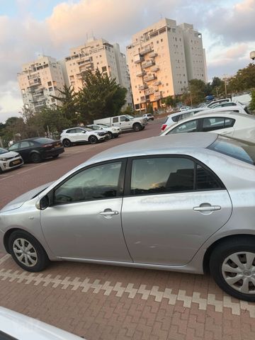 טויוטה קורולה