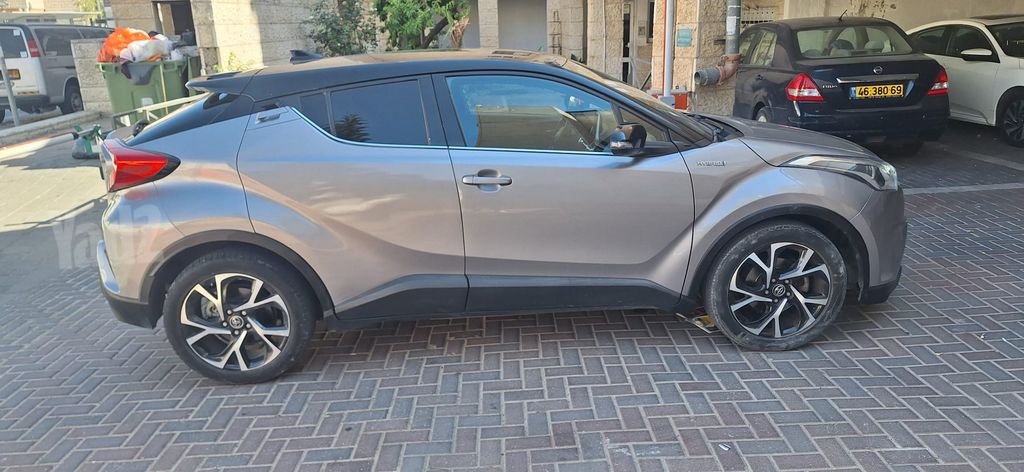 טויוטה C-HR