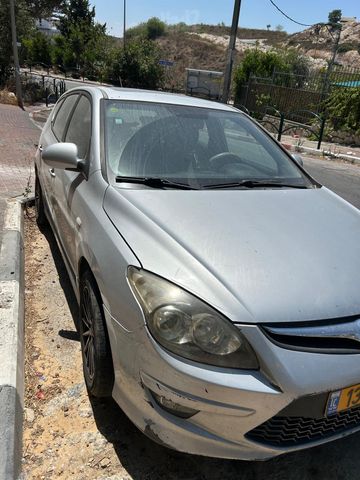 יונדאי i30