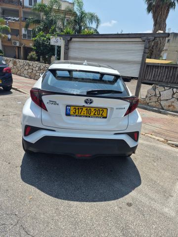 טויוטה C-HR