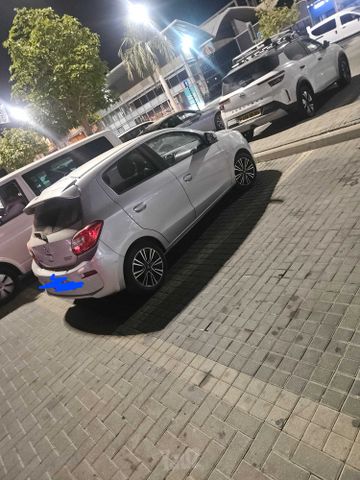 מודעת רכב מיצובישי ספייס סטאר