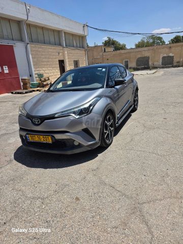 טויוטה C-HR