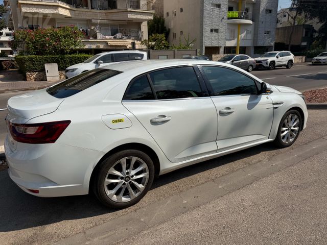 רנו מגאן