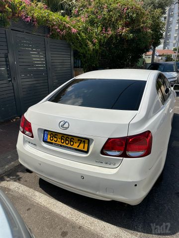 לקסוס GS