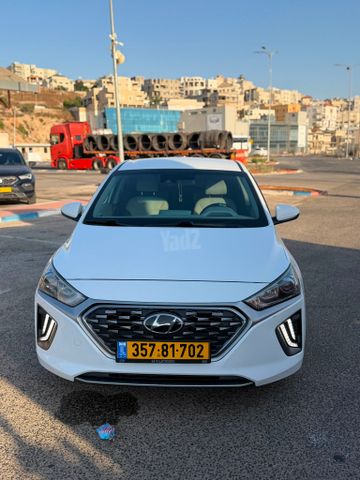 יונדאי איוניק