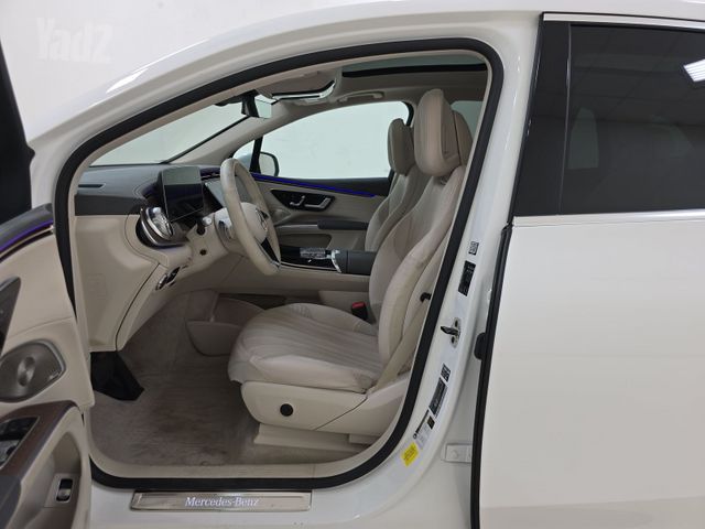 מודעת רכב מרצדס-בנץ EQS SUV