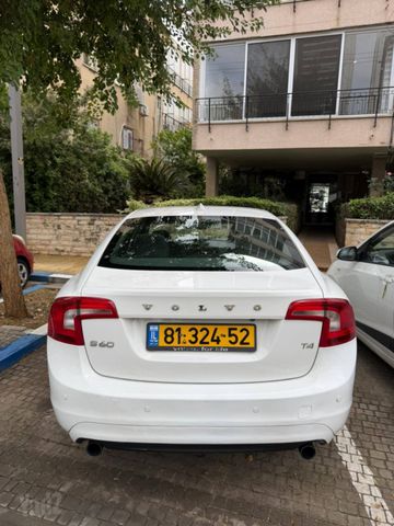 וולוו S60