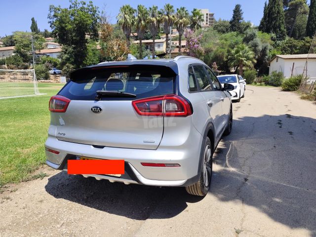 קיה נירו