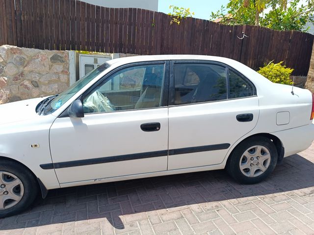 יונדאי אקסנט i25