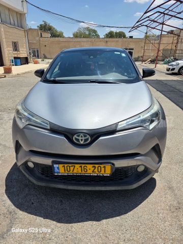 טויוטה C-HR